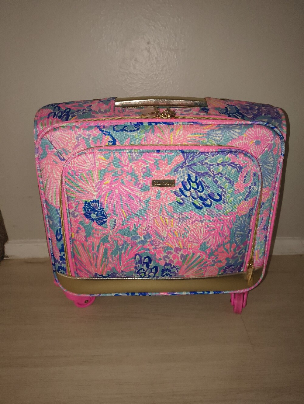 Lilly Pulitzer Splendor In The Sands Rolling Carry-On Under Seat